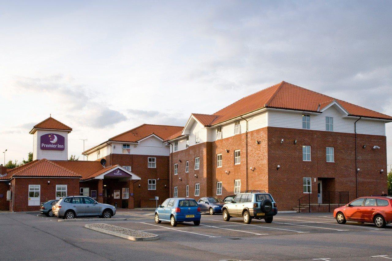 Premier Inn Chelmsford Exterior photo